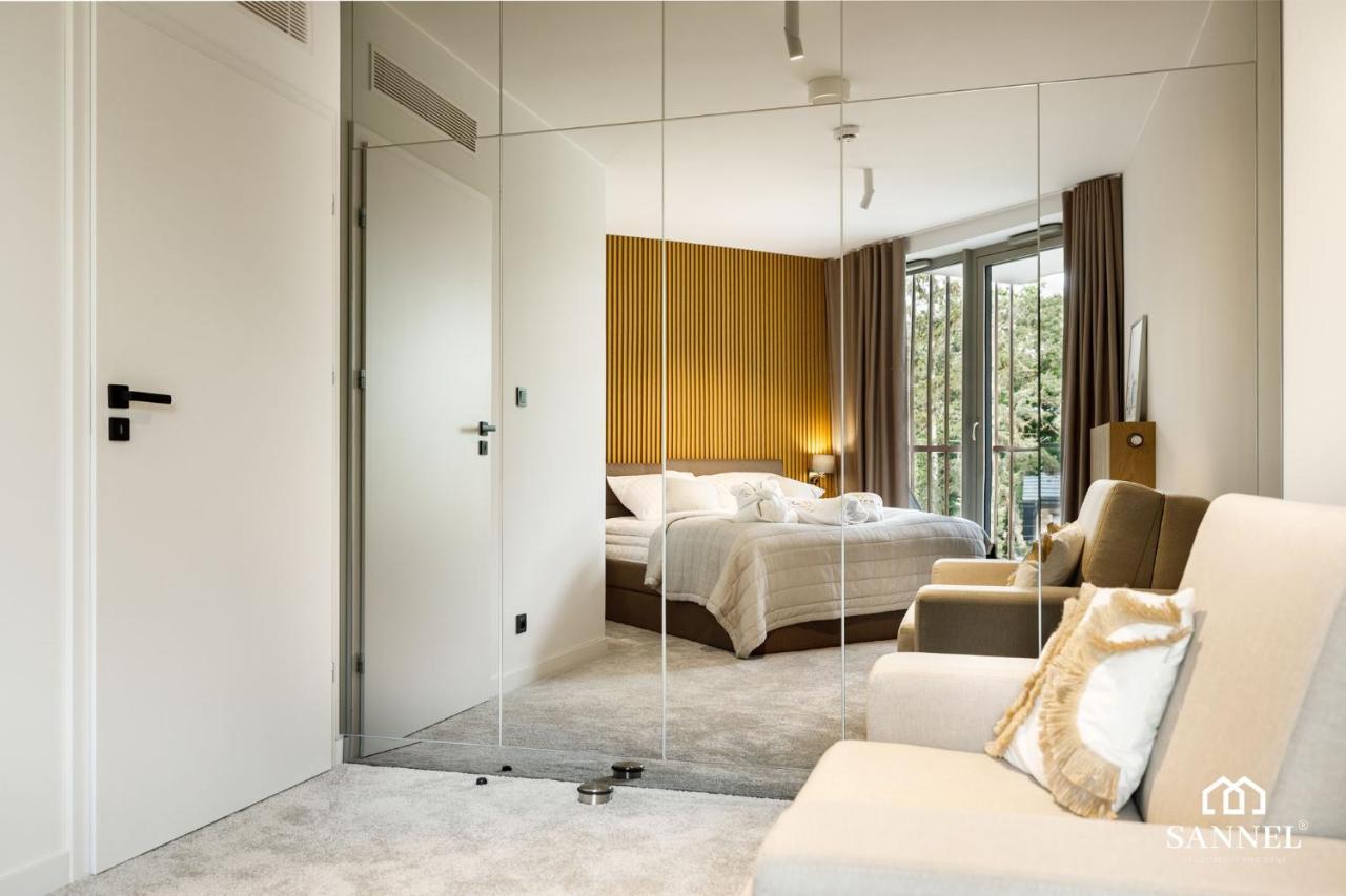 Apartament Golden Sand Z Dostepem Do Basenow,Jacuzzi,Strefy Saun- Pinea Apartments Pobierowo-Sannel Apartments For Rent Экстерьер фото