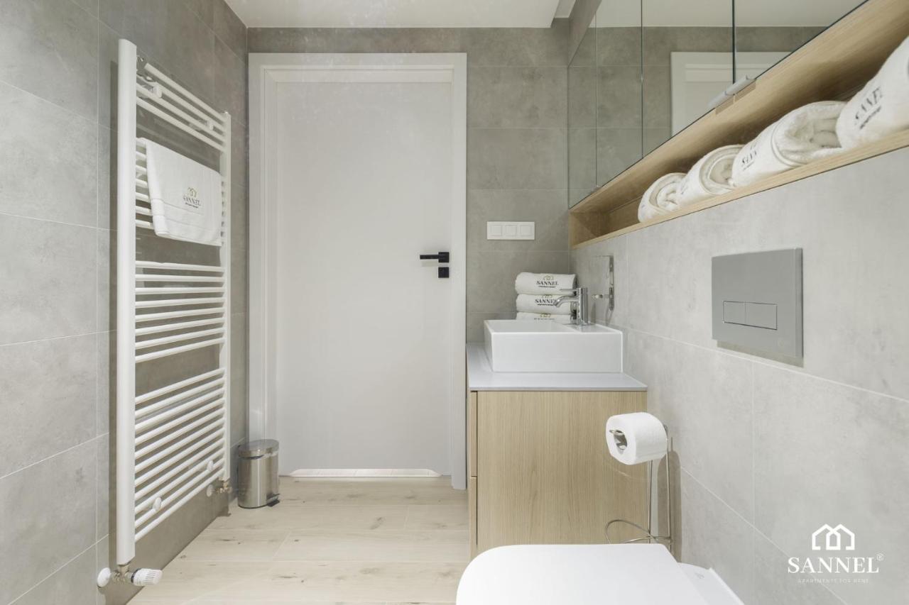 Apartament Golden Sand Z Dostepem Do Basenow,Jacuzzi,Strefy Saun- Pinea Apartments Pobierowo-Sannel Apartments For Rent Экстерьер фото