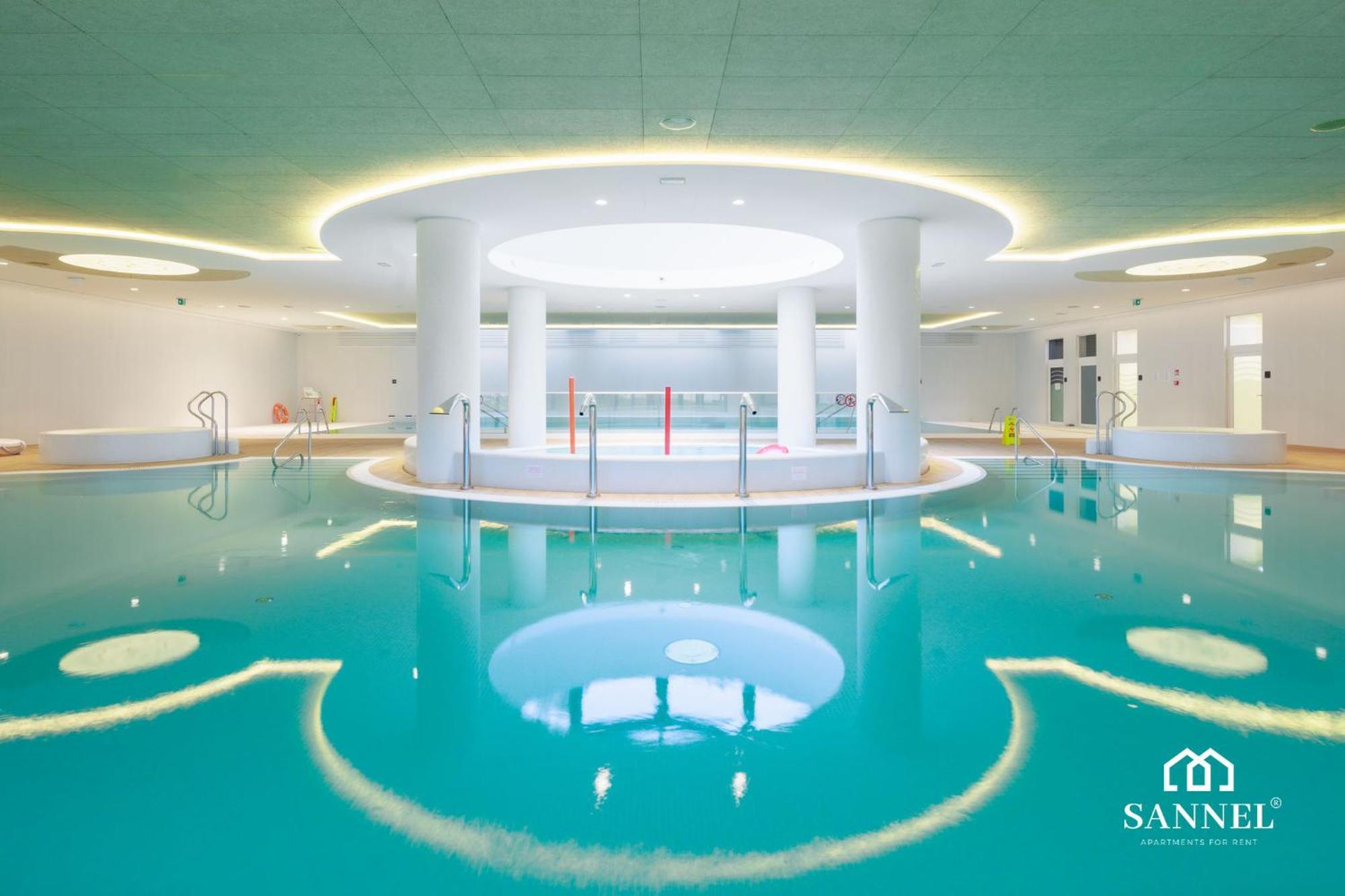 Apartament Golden Sand Z Dostepem Do Basenow,Jacuzzi,Strefy Saun- Pinea Apartments Pobierowo-Sannel Apartments For Rent Экстерьер фото